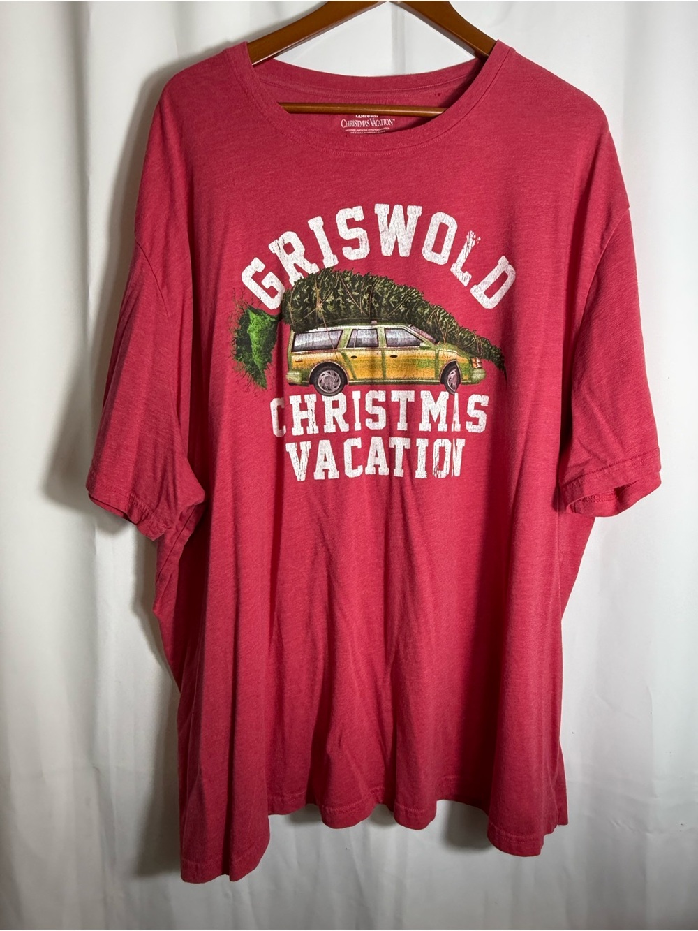 National Lampoon Christmas Vacation Men’s 4X Griswold Family Christmas Red Tee